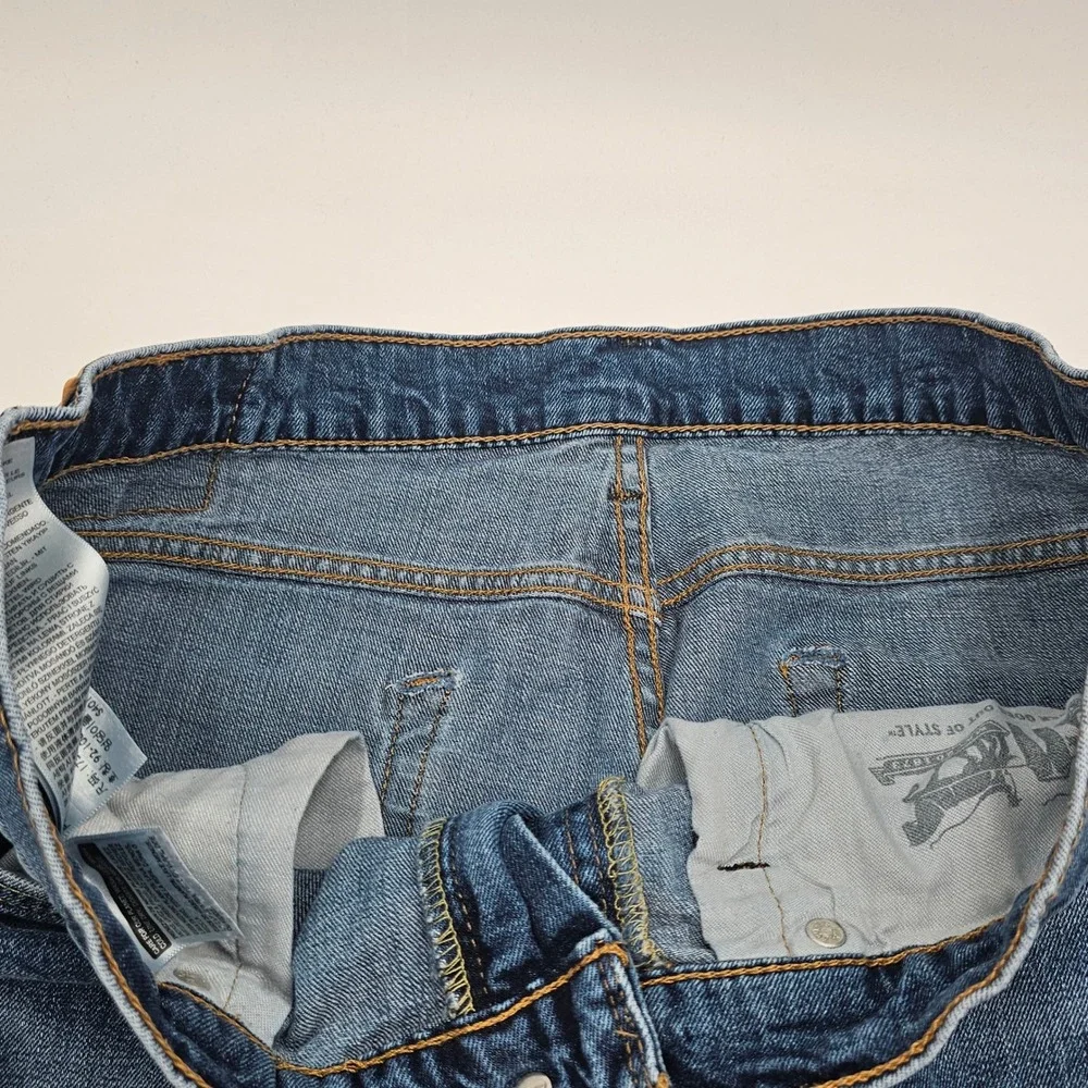 Levi's 514 Straight Fit Men's‎ Jeans Blue Denim W36 L32 Medium Wash Frayed Hem